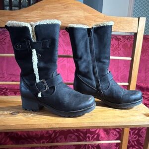 Black Faux Fur Lined Women's Boots